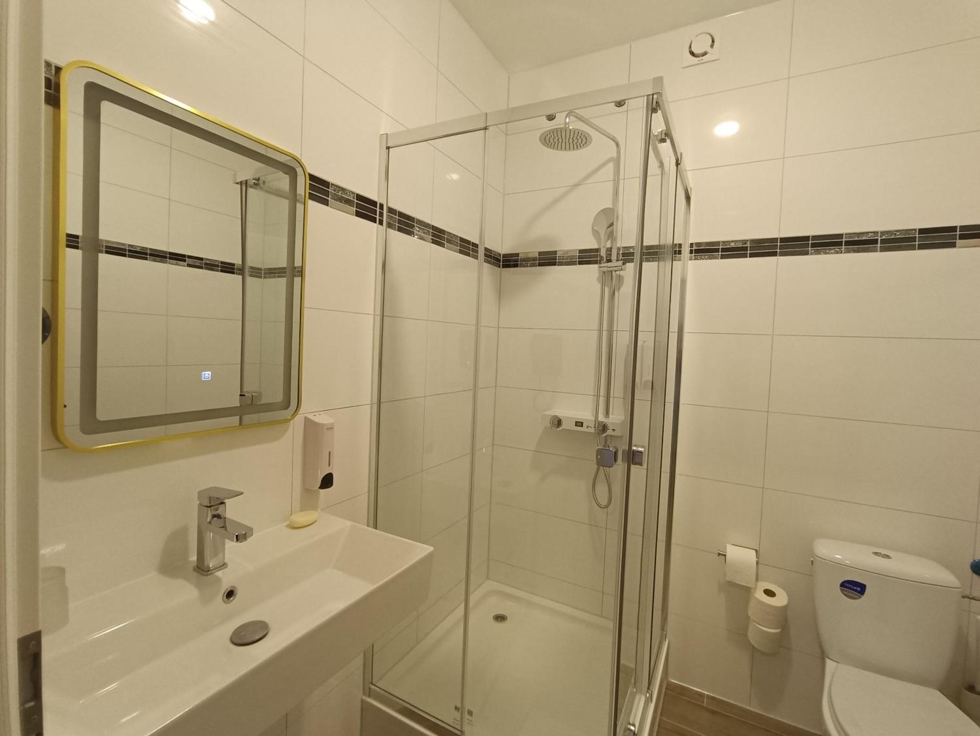 Hotel Destille Dormagen Bilik gambar